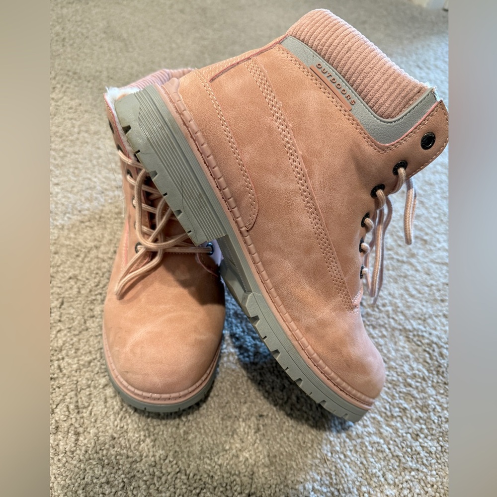 Women's Pink Boots - Picture 3 of 5